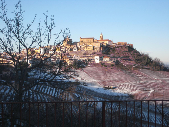 Exterior & Views 1, Red Wine Camere, Cuneo