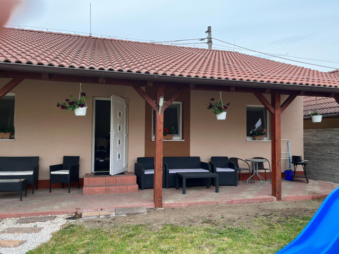 Others 3, Apartmany Dimitra, Nové Zámky