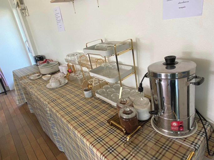 Food & Drinks 5, ThanaVill Resort, Mae Sot