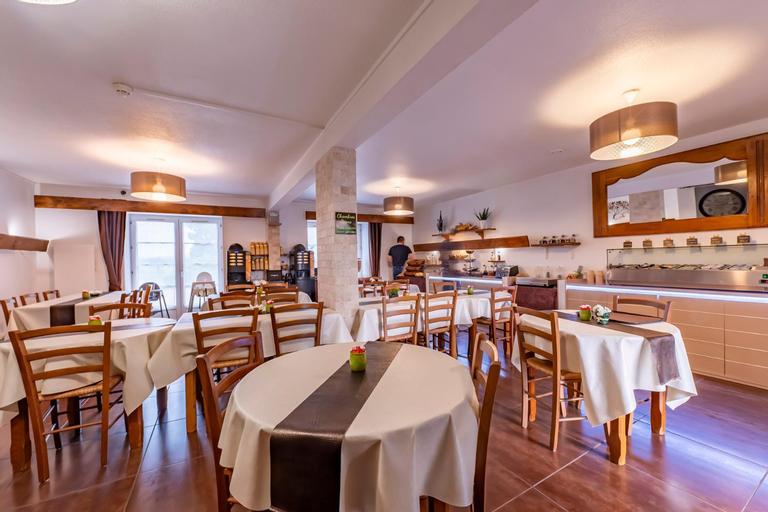 Food & Drinks 4, Hotel du Moulin de la Brevette, Ain