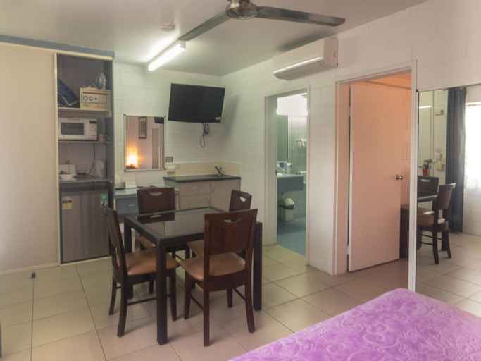 Dining Room 5