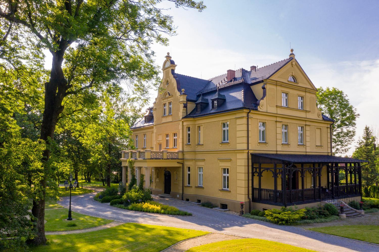 Others 5, Palac Gruszow, Świdnica
