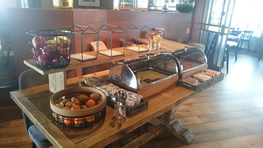 Food & Drinks 5, Hotel Lands End, Den Helder
