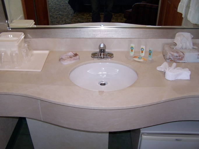 Bathroom 5, Quality Inn Lake George, Warren
