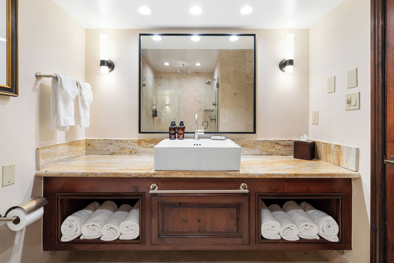 Bathroom 5, The Lodge at Jackson Hole, Teton