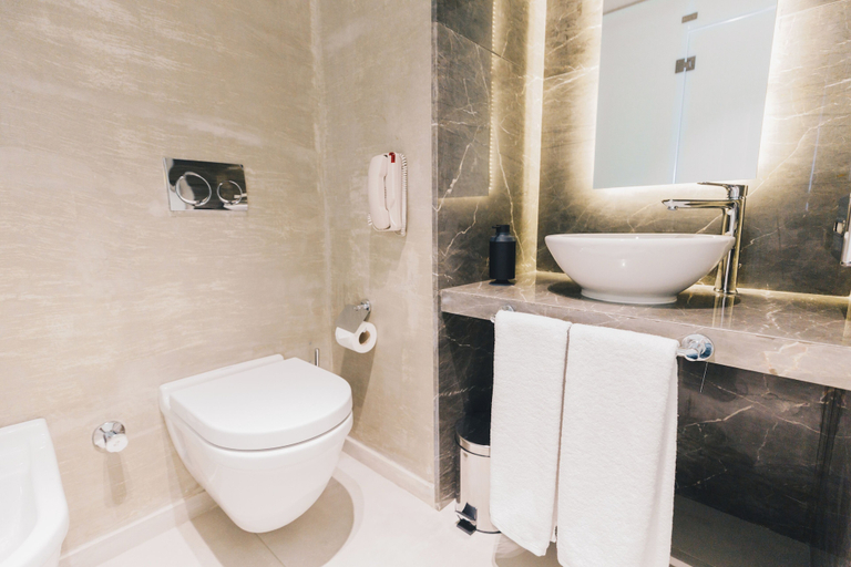 Bathroom 5, SENTIDO Reef Oasis Suakin Resort, Marsa 'Alam