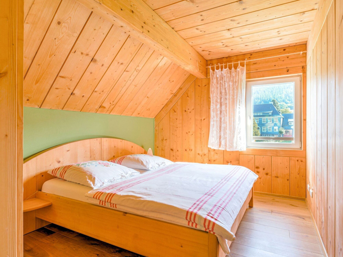 Bedroom 2, Ferienhaus in Mohrenbach Uber 2 Etagen, Waldshut