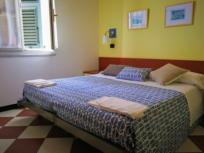 Bedroom 6