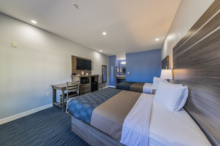 Bedroom 2, Home Place Inn Spring I-45 North and 1960, Houston