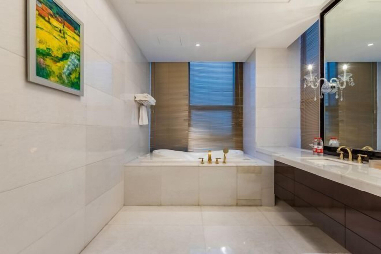 Bathroom 4, Jinyue International Hotel Jinjiang, Taizhou