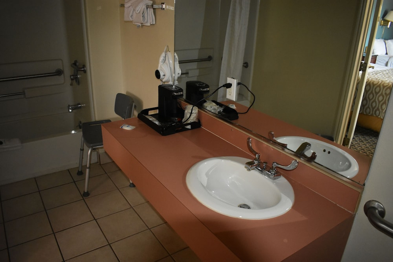 Bathroom 3, Rodeway Inn Kanab, Kane