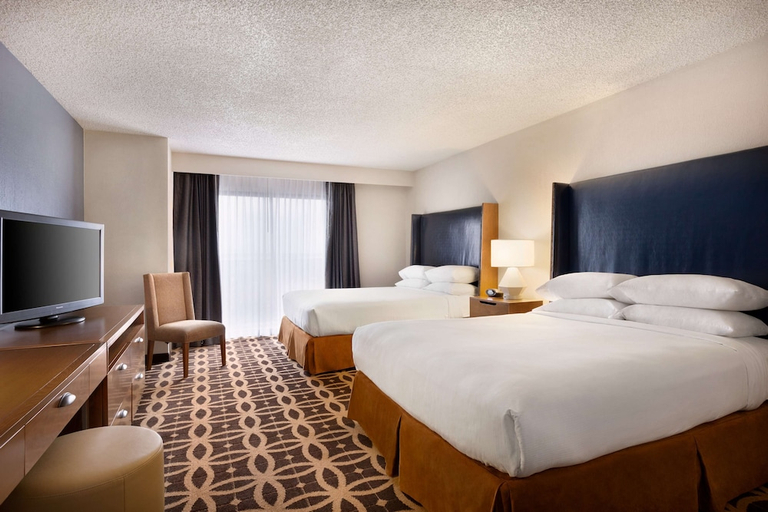 Bedroom 3, The Signature Suites, Irving