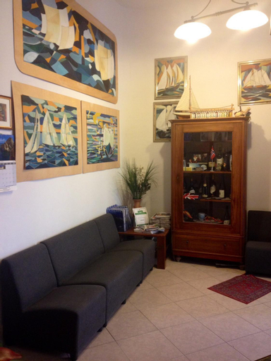 Public Area, Giada, Genova