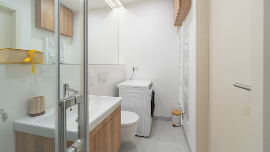 Bathroom 4, Apartment in Clouds Letná Luxury Balcony, Praha 6