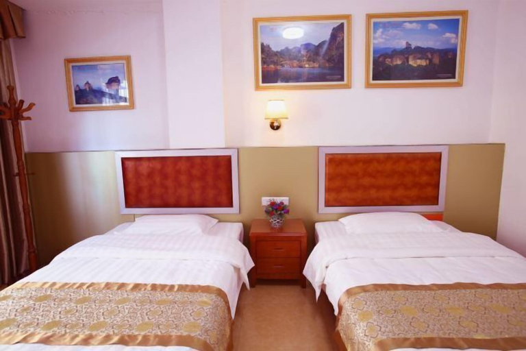 Bedroom 3, Danxia Mountain Ruyi Inn, Shaoguan