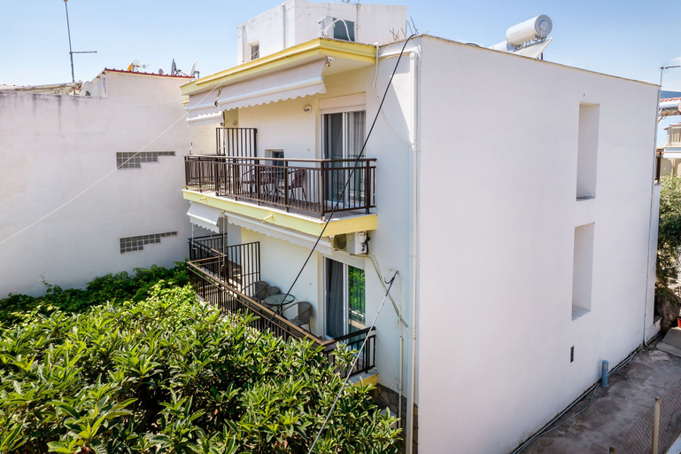 Others 5, Famelia Studios Lampiris, East Macedonia and Thrace