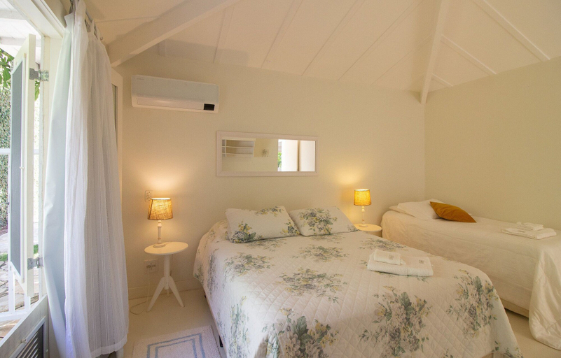 Bedroom 3, Harmoniosa Mansão com 7 Suítes Ferradura, Armação dos Búzios
