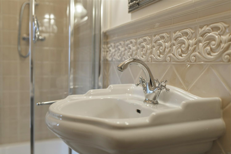 Bathroom 2, Palac Gruszow, Świdnica