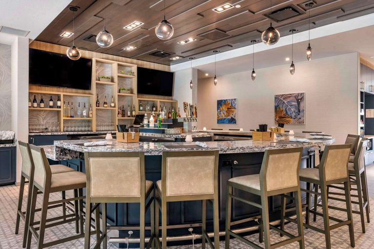 Food & Drinks 5, Cambria Hotel Orlando Airport, Orange
