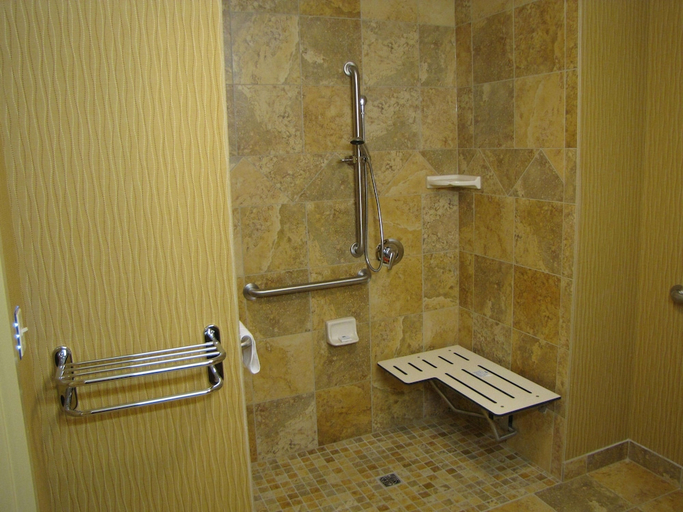 Bathroom 3, Hampton Inn & Suites Jamestown, ND, Stutsman