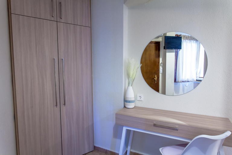 Bathroom 4, Maistrali Beach Studios, Central Macedonia