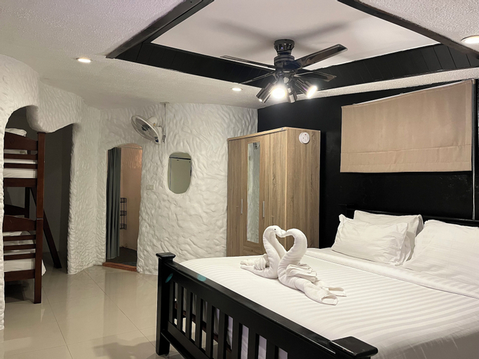 Bedroom 11