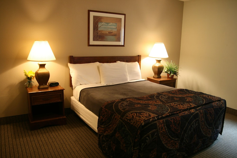 Bedroom 2, Affordable Suites of America, Onslow