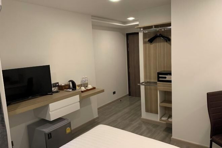 Bedroom 14