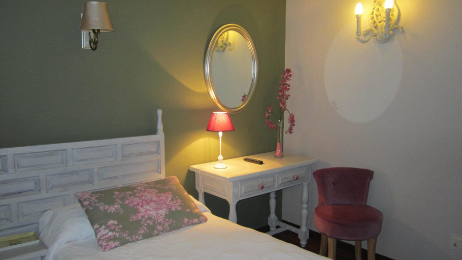 Bedroom 3, Hotel Boutique Balaitus, Huesca