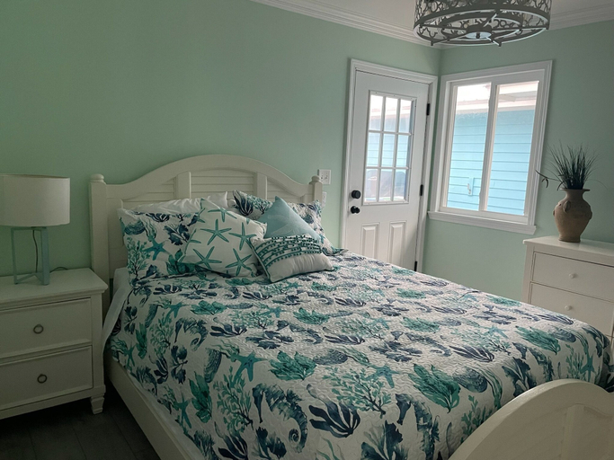 Bedroom 2, What A View, Gulf