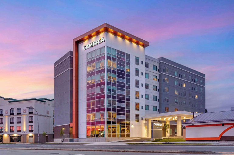 Cambria Hotel Niagara Falls, Niagara