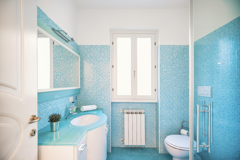 Bathroom 4, Art Apartment by Wonderful Italy, Imperia