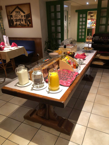 Food & Drinks 4, Seminarhotel Linde Stettlen, Bern