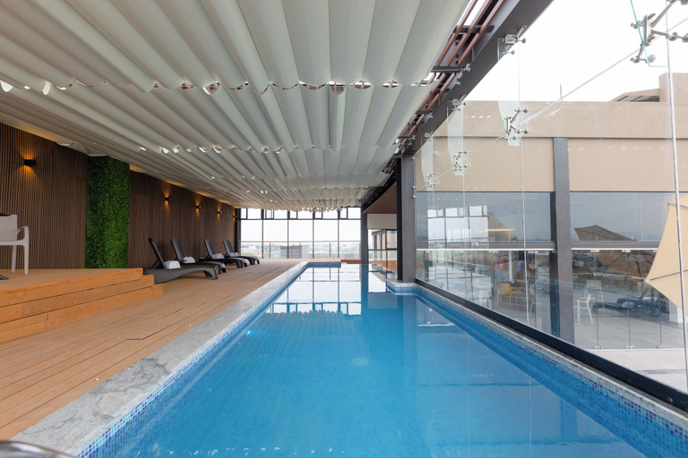 Sport & Beauty 3, Hotel Noite Business Class, León