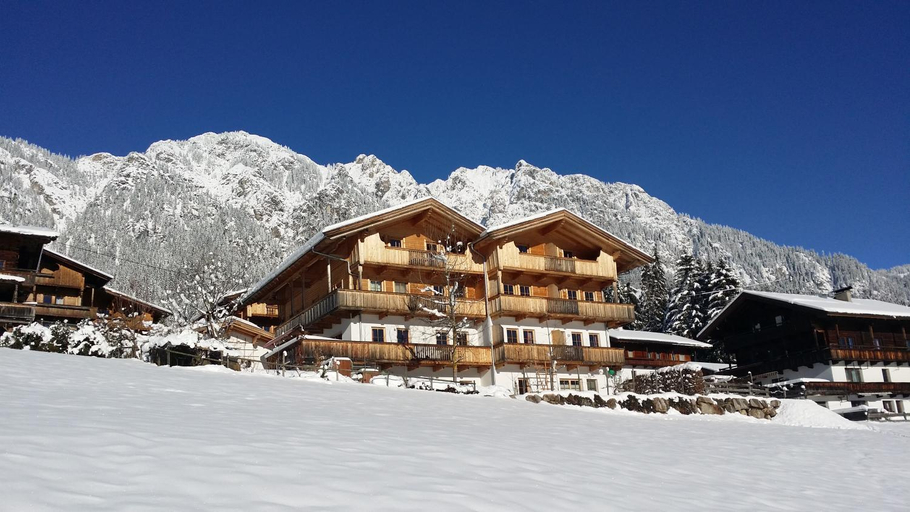 Others 4, Gastehaus Larch, Kufstein