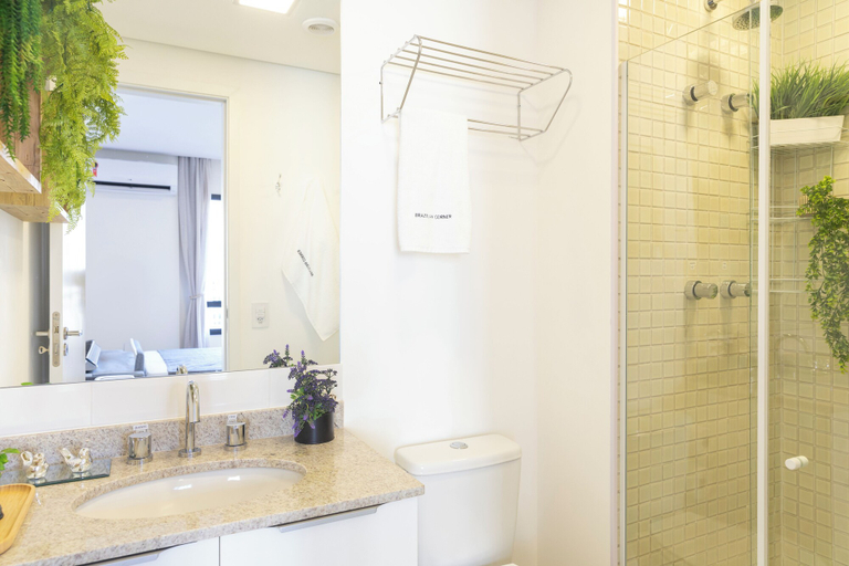 Bathroom, Piscina AC Pinheiros - Brazilian Corner, São Paulo