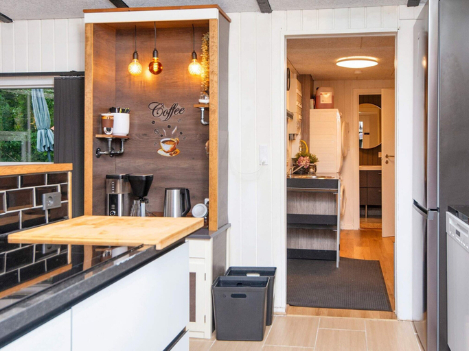 Others 5, Refined Holiday Home in Glesborg near Sea, Norddjurs