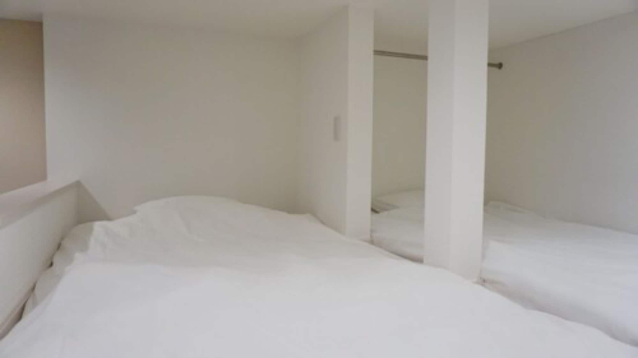 Bedroom 4, Trip Pod Chiyo A, Fukuoka