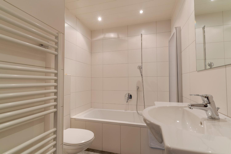 Bathroom 8