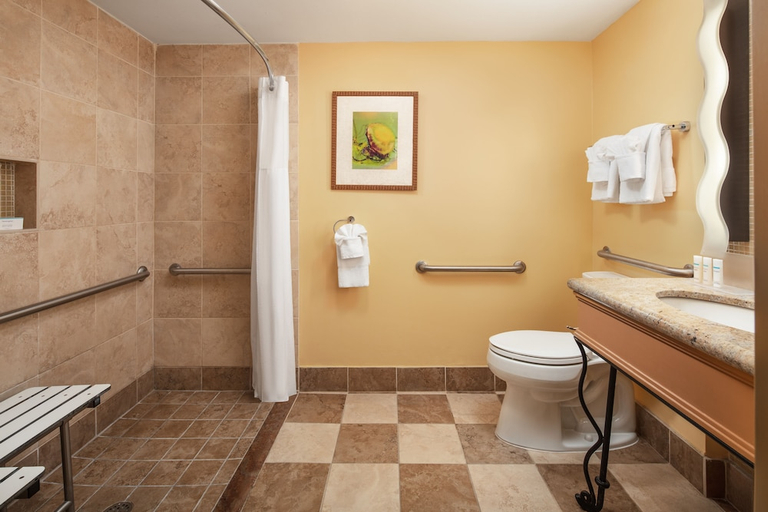 Bathroom 5, Hampton Inn Key Largo Manatee Bay, Monroe