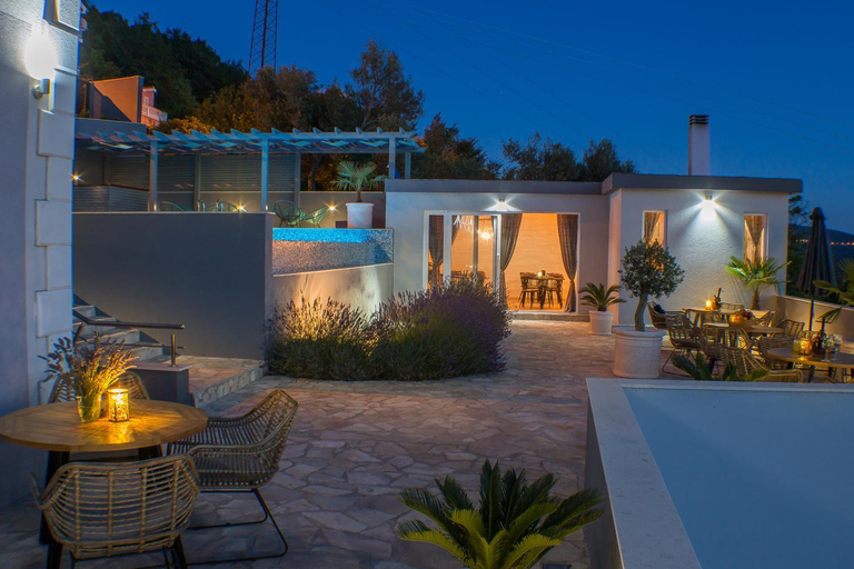 Facilities 4, Villa Preciosa