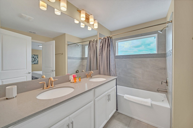 Bathroom 4, 600 Pebble Beach Drive, Osceola