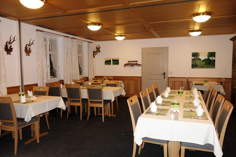 Food & Drinks 3, Gasthof Lowen, Aarwangen