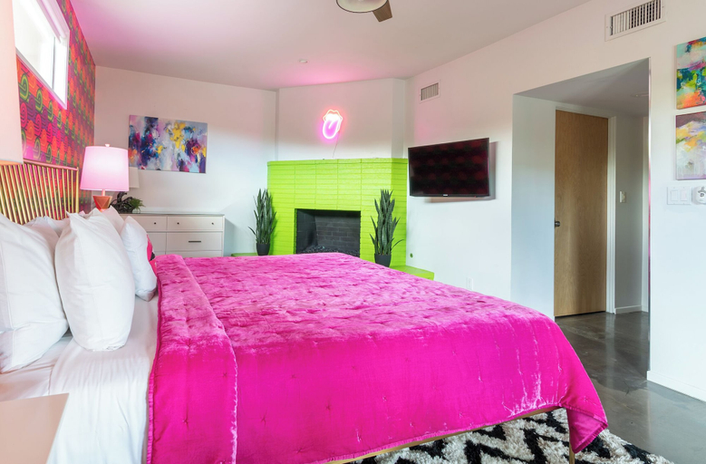 Bedroom 3, Rainbow Retreat, Riverside