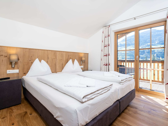 Bedroom 3, Chalet With Garden in Bad Hofgastein, Salzburg, Sankt Johann im Pongau