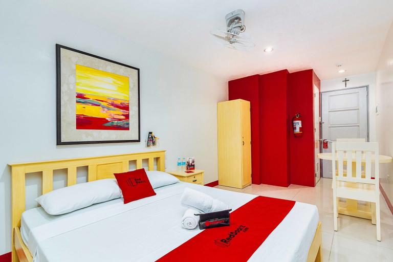 Bedroom 4, RedDoorz near Cebu Metropolitan Cathedral, Cebu City