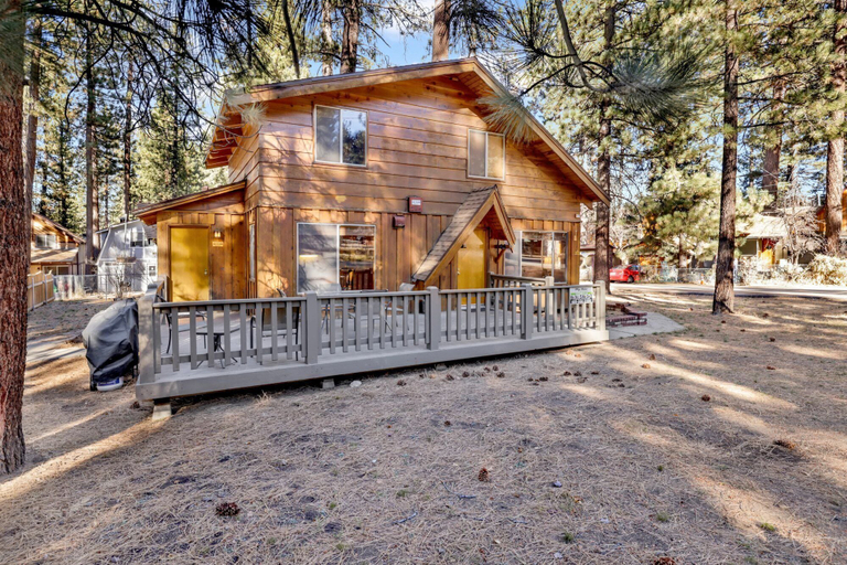 Exterior & Views 2, Paradise IN Cedar #2095, San Bernardino