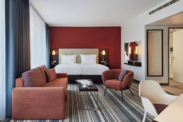 Bedroom 4, Dorint Hotel Esplanade Jena, Jena