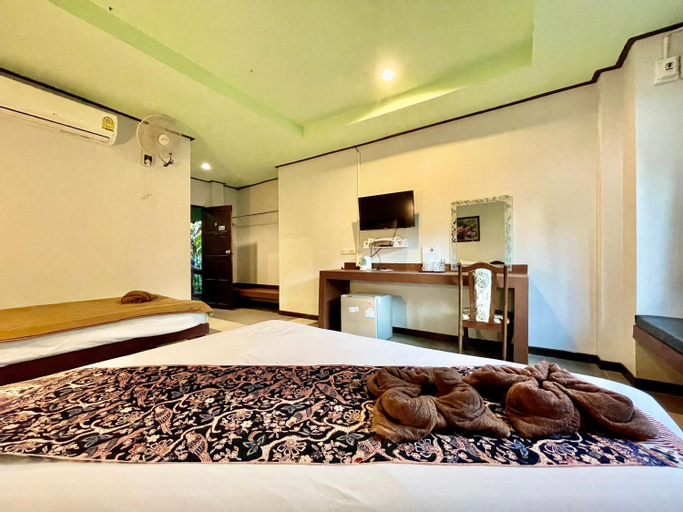 Bedroom 6