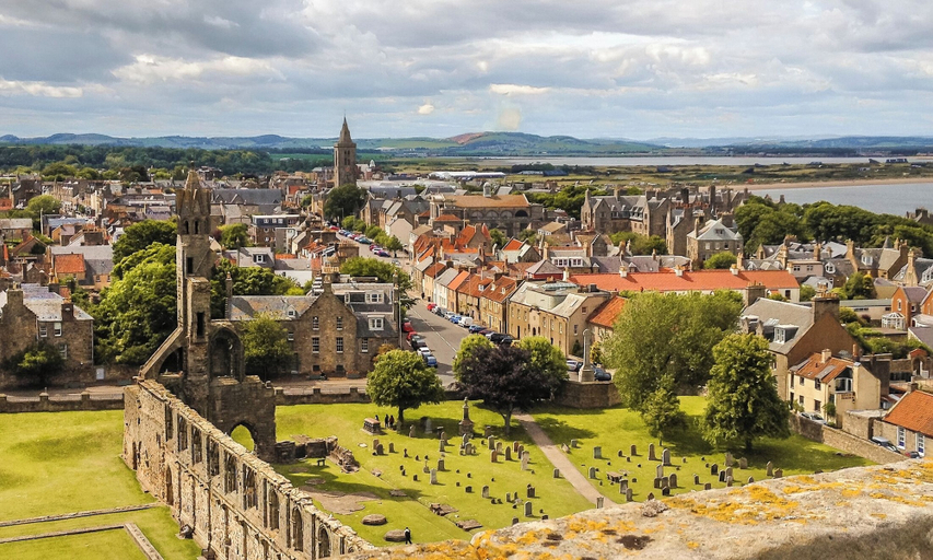 Aerial view, St Andrews Luxury 2-bed House, Sleeps 4, Fife